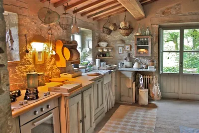 Интерьер кухни в деревенском стиле - 53 фото