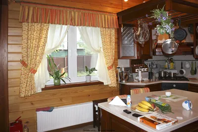 Кухня в деревенском стиле: фото дизайна, интерьер для загородного дома