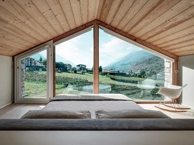 Каркасный дом с панорамными окнами, остеклением: одноэтажный, двухэтажный