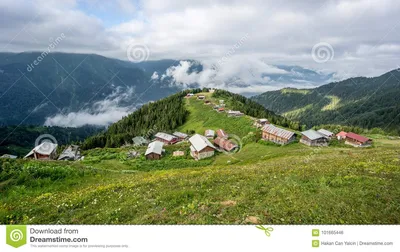 Панорамный взгляд плато Pokut в Karadeniz Чёрного моря, Rize, Турции  Редакционное Фото - изображение насчитывающей ñ ðµð»o, ð½ð°ð¿oð»ñœð½o:  101665446