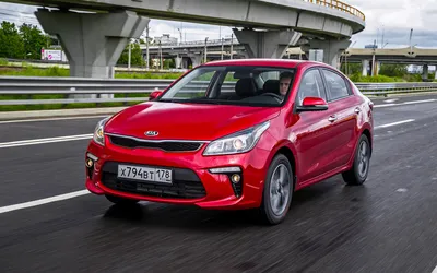 Затянул крышу в чёрный глянец — KIA Rio, 1.4 л., 2012 года на DRIVE2