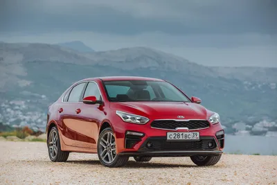 Тест нового Kia Cerato: красивее, веселее и богаче — Тест-драйв — Motor