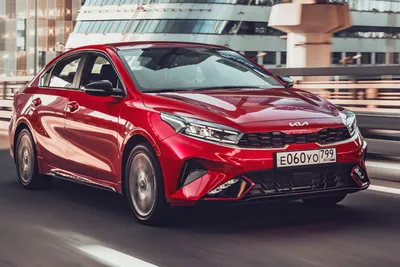 Kia Cerato 2023 - фото в новом кузове: салон, вид снаружи, багажник