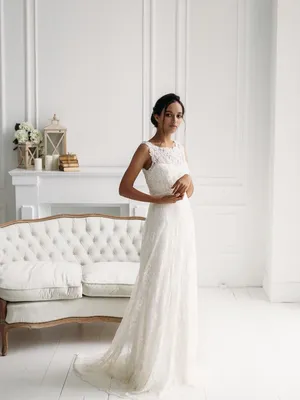 Классическое свадебное платье из тонкого кружева с вышивкой, цена 14500 грн  — Prom.ua (ID#1100458283)