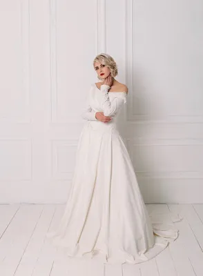 Классическое свадебное платье с вышивкой и рукавом, цена 10000 грн —  Prom.ua (ID#1100374517)