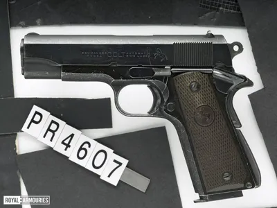 Списанный и охолощенный пистолет Кольт М 1911 Colt 1911 схп купить не  дорого в Москве