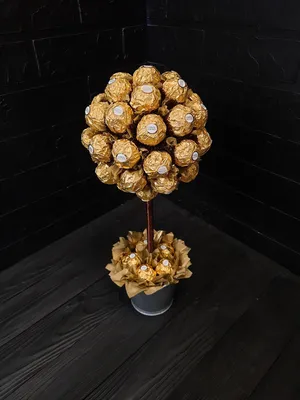 Композиция из конфет Ferrero Топиарий / конфетное дерево 043, цена 1800 грн  — Prom.ua (ID#1584811709)
