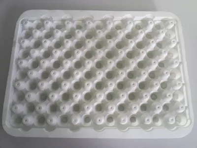 Пластиковый коррекс (ячейки) для перепелиных яиц на 75 штук: продажа, цена  в Запорожье. Упаковка для яиц от \"ООО \"фирма \"Форма-Пак\"\" - 493747482