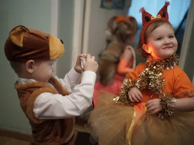 Пять простых идей детского карнавального костюма своими руками - KP.RU