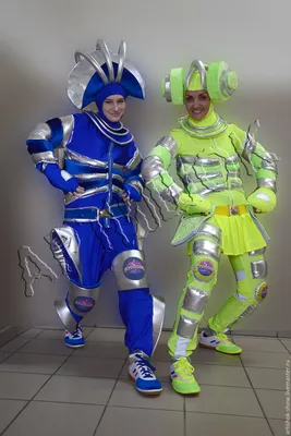 Карнавальные костюмы для детей: инопланетянин и ежик, платье из подручных  средств, варианты на осенний бал