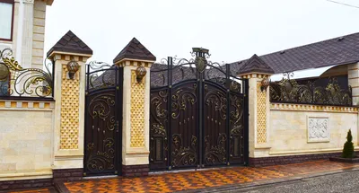 Красивые ворота и заборы фото