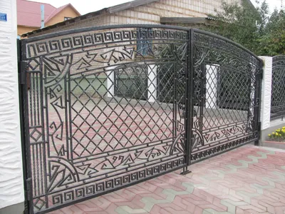 Кованые ворота – красивые и надежные конструкции для любого дома » PROTOOLS  интернет магазин профессионального электроинструмента