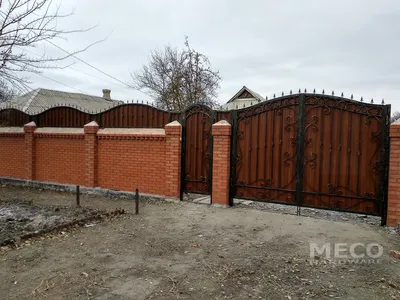 Металлический кованый забор и ограждения в Донецке | Заборы из профнастила,  сетки и поликарбоната.