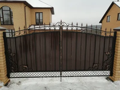 Красивые ворота для дома - 57 фото