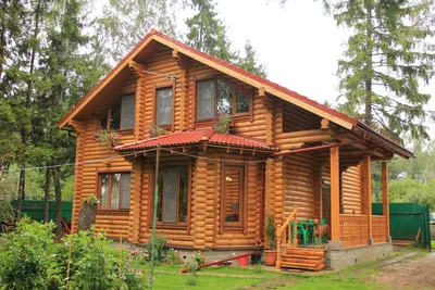 Чем покрасить деревянный дом снаружи и внутри: лаки для наружных и  внутренних работ - ТБМ-Маркет