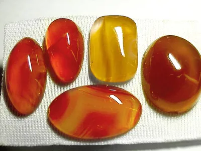 Сердолик (группа разновидностей халцедона), Carnelian, Serdolik, Cornaline  • Mineral Catalog