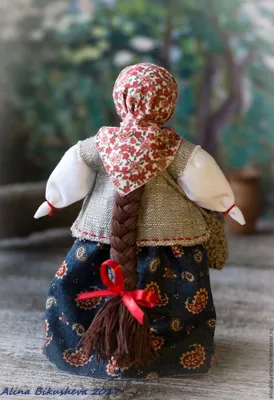 Кукла-оберег \"Берегиня\" – заказать на Ярмарке Мастеров – C5K3FRU | Народная  кукла, Геленджик | Тряпичные куклы, Куклы, Вязаные куклы