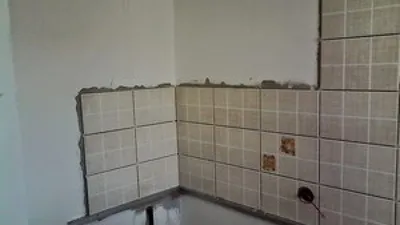 Укладка плитки на стену кухни своими руками