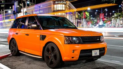 Спортивный оранжевый матовый автомобиль | Обои для телефона