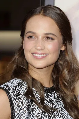 ᐈ Алисия Викандер (83 фото) | Alicia vikander style, Beauty, Beauty  inspiration