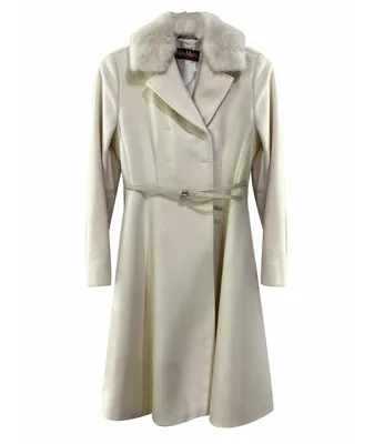 The Trench Coat. A Weekend Max Mara Icon. A New Classic.