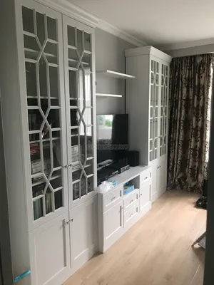 Белая мебель для гостиной по индивидуальным размерам от Fiorenzo