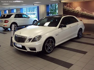 2009 Mercedes-Benz E-Класс (W212) AMG E 63 V8 (525 лс) AMG SPEEDSHIFT MCT |  Технические характеристики, расход топлива , Габариты