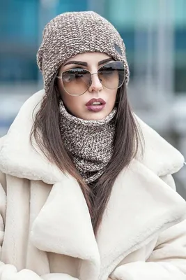 Модные шапки осень-зима 2019-2020 - 100 фото стильных образов | Hat  fashion, Crochet sun hat, Knit fashion