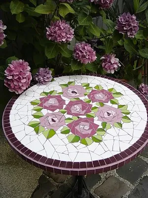 мастер класс мозаика из битой плитки | Mosaic furniture, Mosaic diy, Mosaic  patio table