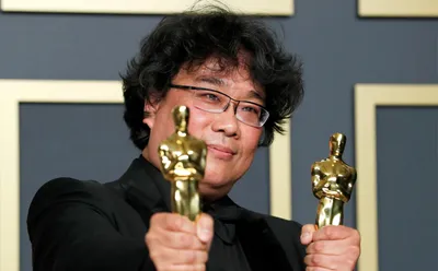 Пон Чжун Хо получил «Оскар» за «Паразитов» как лучший режиссер — РБК