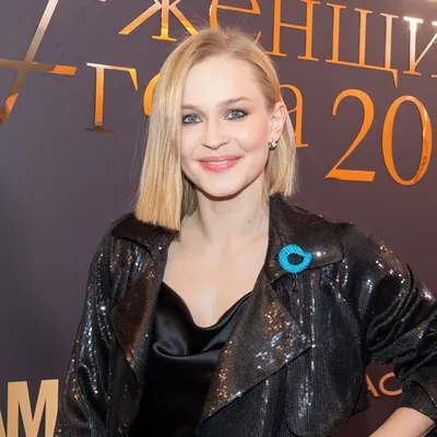 Юлия Пересильд и Алексей Учитель поддержали 13-летнюю дочь на премьере  фильма «Тибра» - Вокруг ТВ.