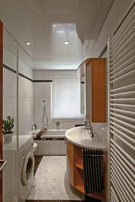 Какой натяжной потолок лучше сделать в ванной?
