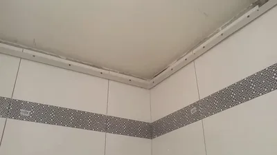 Натяжной потолок в ванной Подготовка к монтажу Дельные советы - YouTube