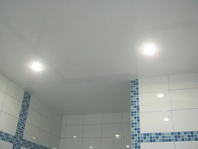 Натяжные потолки в ванной в Самаре цена с установкой — Потолки Самара