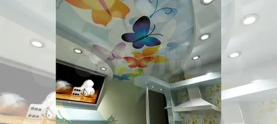 Натяжной потолок \"Радужные бабочки\