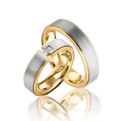 Обручальные комбинированные кольца с камнем огранки \"Багет\" на заказ из  белого и желтого золота, серебра, платины или своего металла