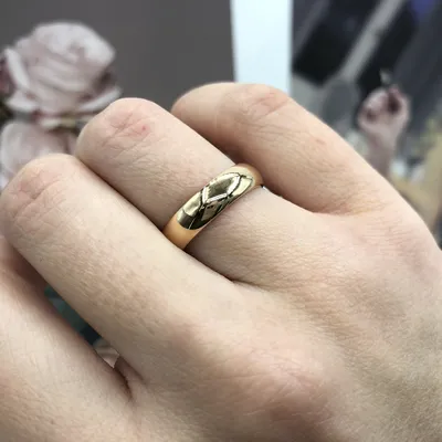 Золотое обручальное кольцо без камней 💎 артикул 6283