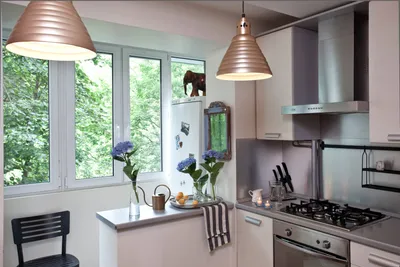 Дизайн интерьера кухни 9 кв м, планировка с холодильником, фото проекта |  Houzz Россия