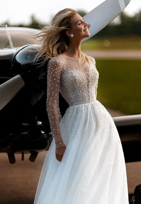 Свадебное платье усыпанное жемчугом купить в Москве