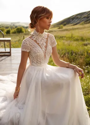 Закрытое свадебное платье в стиле бохо купить в Москве