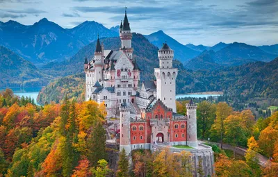 Обои осень, горы, Замок Нойшванштайн, юго-западная Бавария, юг Германии  картинки на рабочий стол, раздел город - скачать