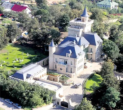 В Google-картах замок Галкина* и Пугачевой получил название «Дом покаяния»  :: Вести Подмосковья