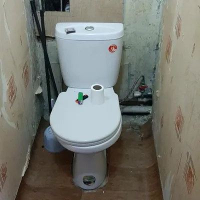 Ремонт туалета пластиковыми панелями - Отделка / ремонт Усть-Каменогорск на  Olx