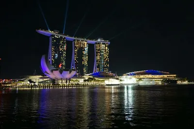Отель Marina Bay Sands | Серия 'Шикарные архитектурные сооружения для  любителей забраться в небо'