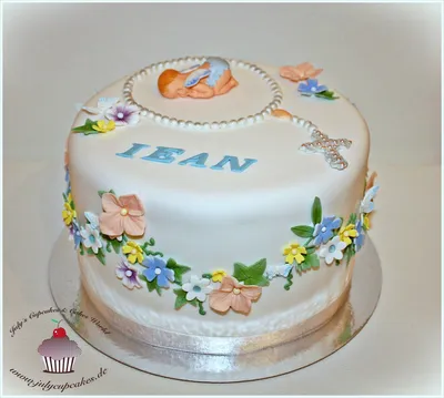 My Cupcakes and Cakes World: Christening Cake composed of delicate Swags of  tiny sugar Flowers and Ivy Leaves