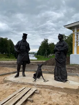 В Угличе устанавливают памятник купцам с собакой- Яррег - новости  Ярославской области