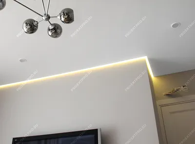 Парящие натяжные потолки с подсветкой в спальне, в гостиной, зале -  красивый тренд
