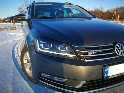 Передние фары VW Passat B7 тюнинг Led оптика стиль Б8 - в Украине от компании M-Tuning.