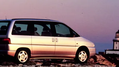 Throwback Peugeot 806 - YouTube