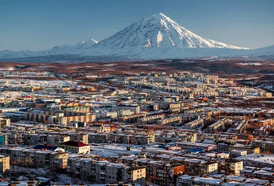 Фотография Россия Петропавловск-Камчатский Горы Дома Города